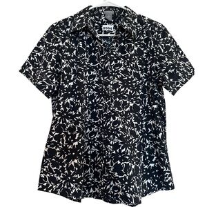 Ann Taylor Black and White Leaf Print Blouse women’s 10 short sleeves collared